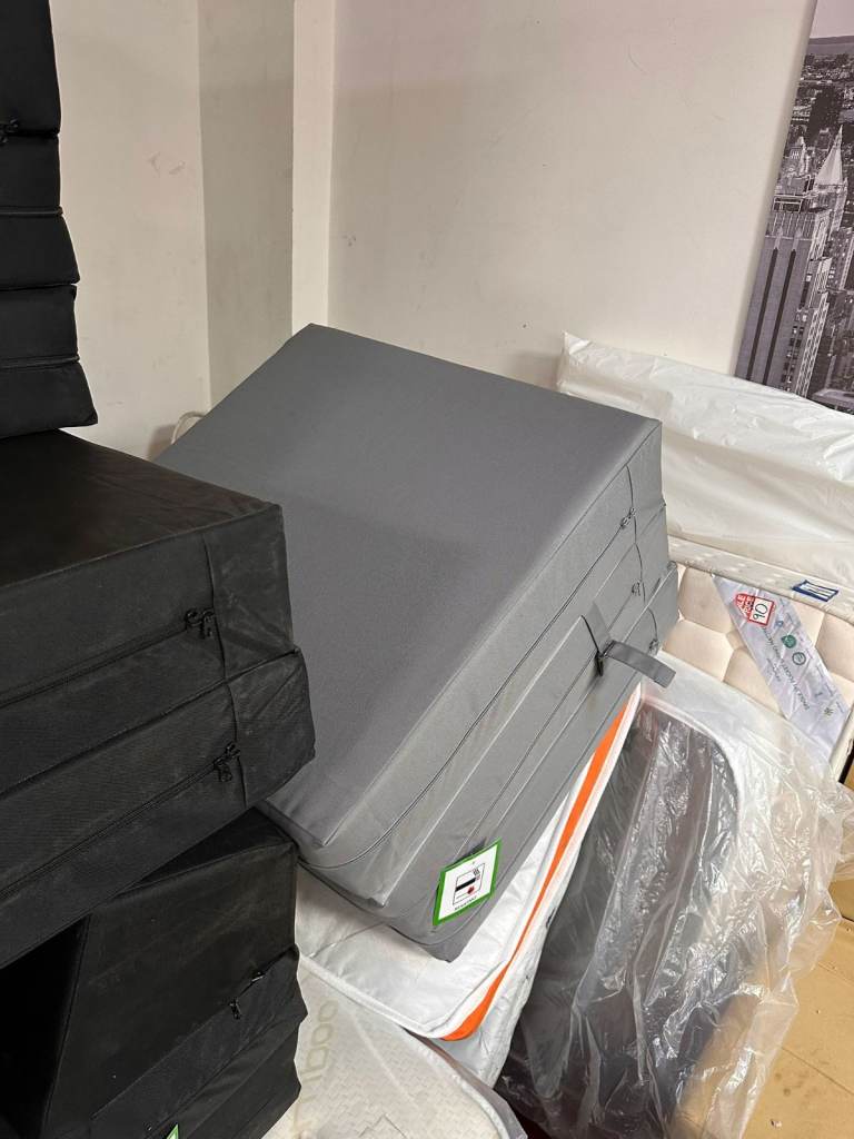 Kaikoo Grey Chair Bed