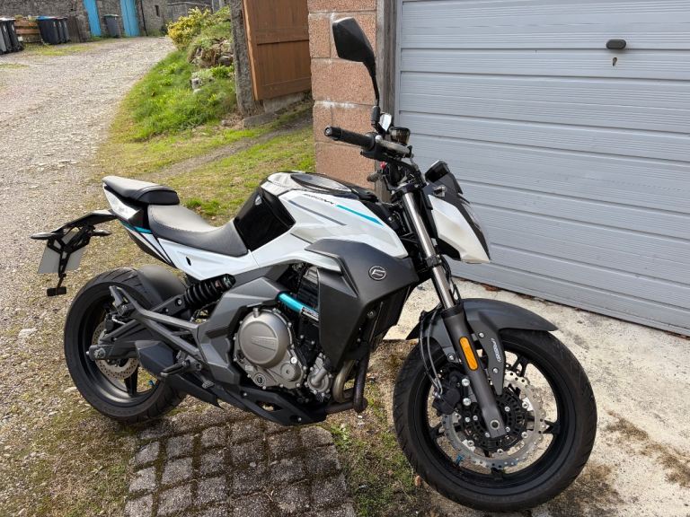 Cfmoto 650 NK 