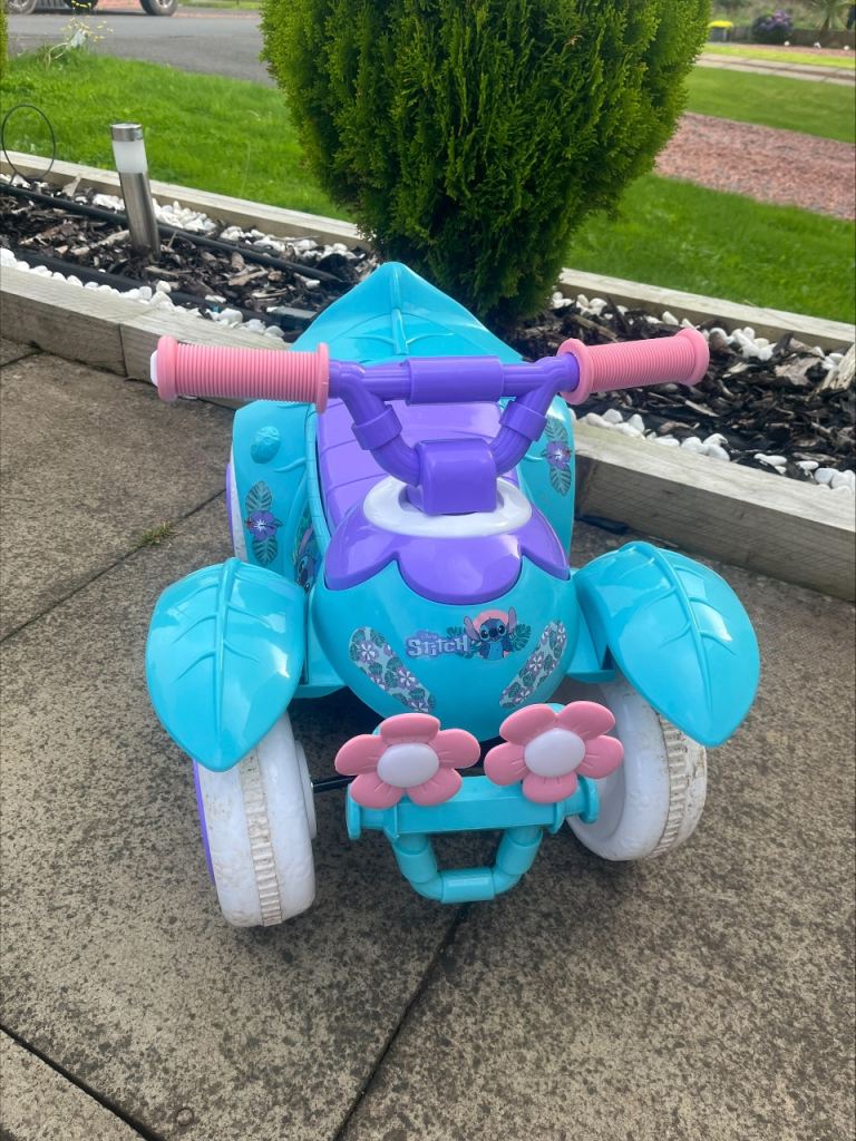 Kids' Lilo & Stitch Ride-On Quad Bike – Good Condition, Multicoloured