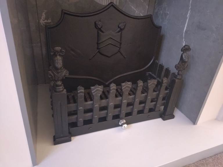 Fire dog grate 