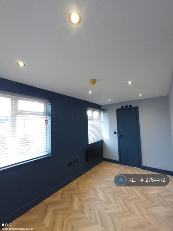 Studio flat in Normanhurst, Ashford, TW15 (#2764472)