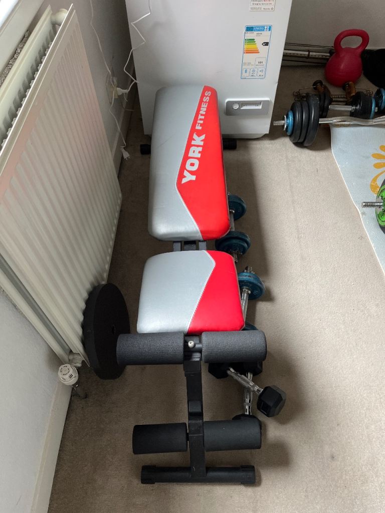 Punch bag,bench,squat rack