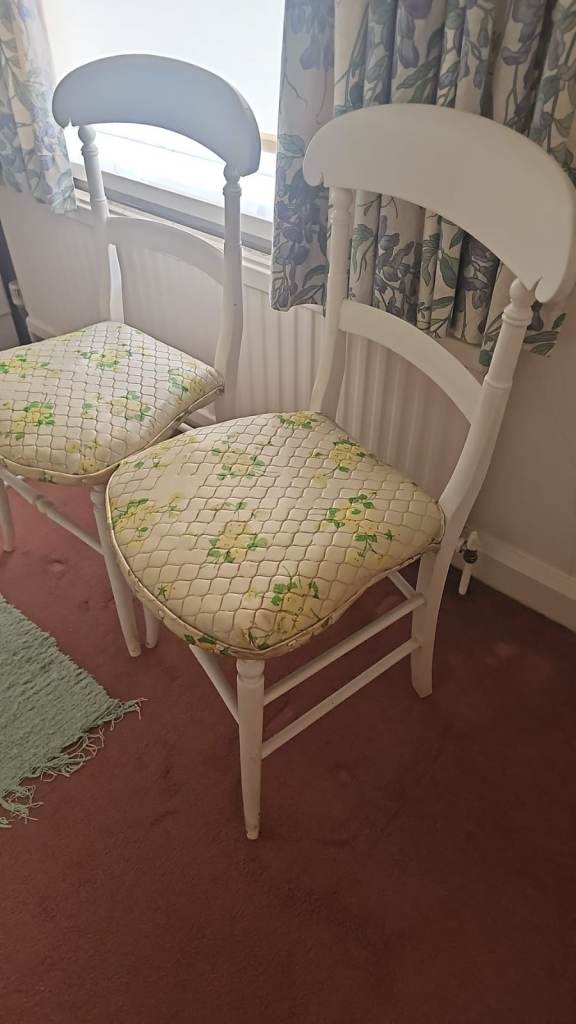 luterma dining chairs