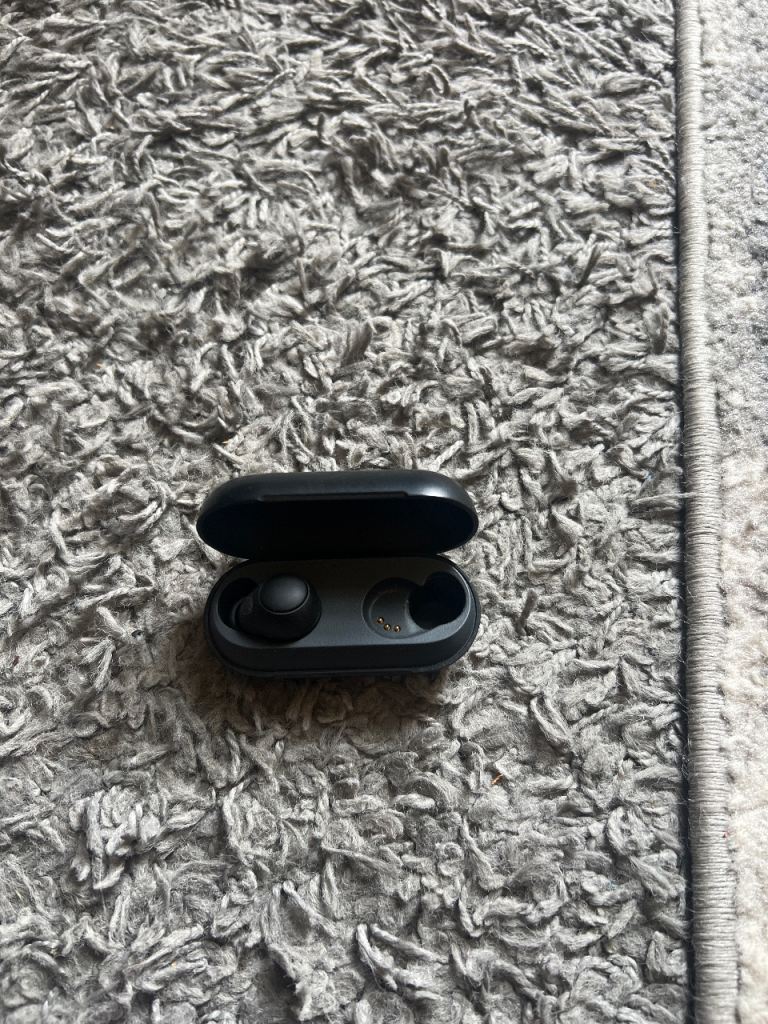Sony WF-C700N In-Ear Earbuds – Left Earbud & Charging Case – Spares/Repairs