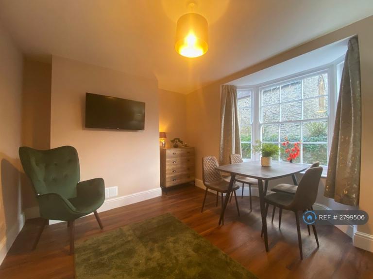 1 bedroom in St. Peters Terrace, Barnstaple, EX31 (#2799506)