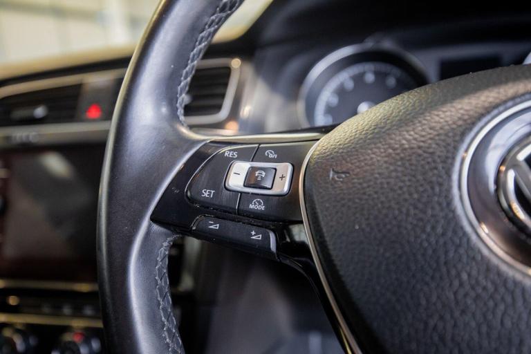 2017 Volkswagen Golf 1.4 TSI SE [Nav] 3dr HATCHBACK PETROL Manual