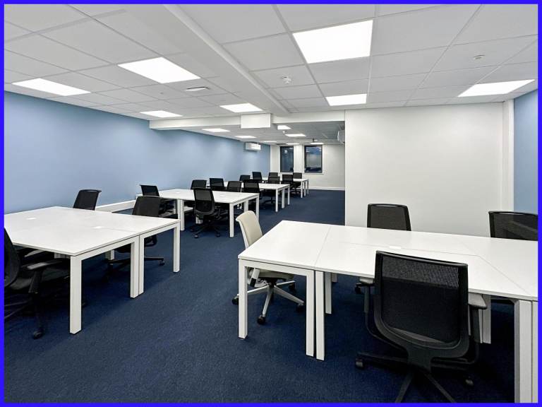 Hull - HU1 2PS, Open plan office space for 15 people in HQ The Edge Hub