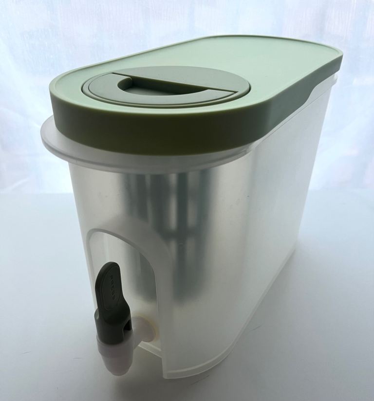 3.9L fridge water dispenser with tap 