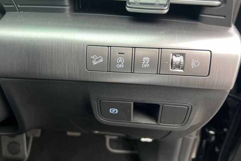 2025 Hyundai KONA 1.0T 100 Advance 5dr HATCHBACK PETROL Manual