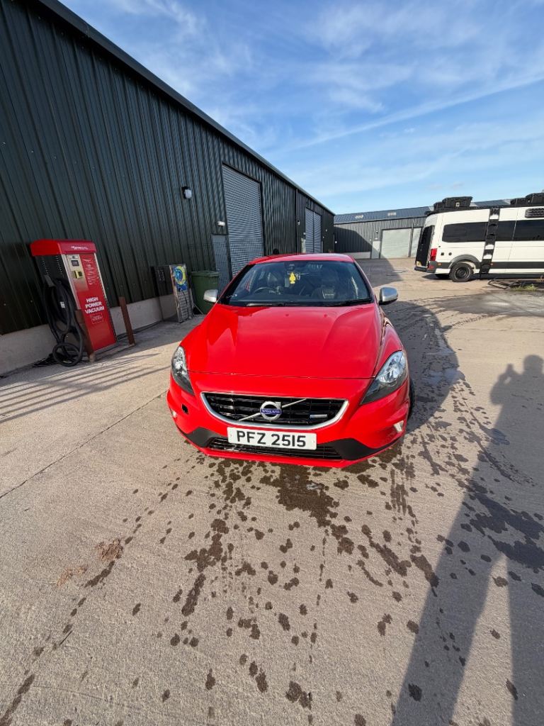 Volvo, V40, Hatchback, 2013, Manual, 1560 (cc), 5 doors