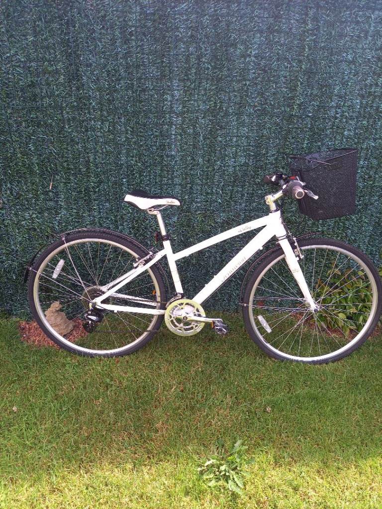 Pendleton Dalby Women's City Bike – White, Good Condition