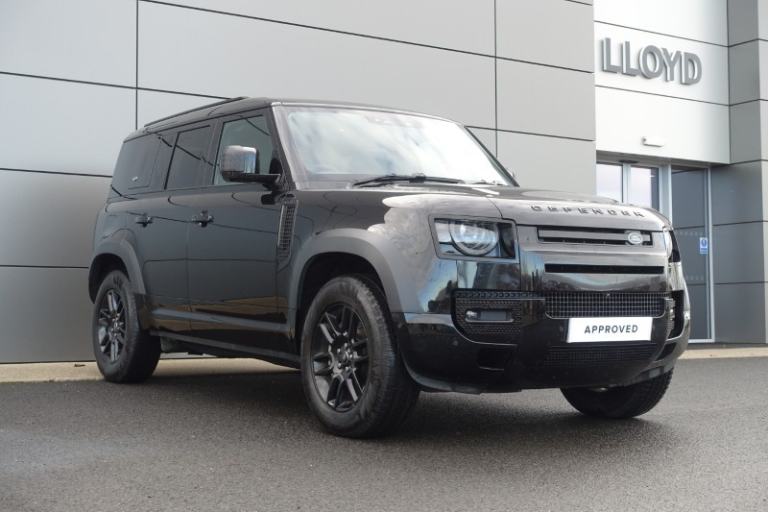 LAND ROVER DEFENDER 3.0 D300 X-Dynamic S 110 5dr Auto