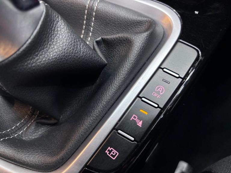 2022 Kia Ceed 1.5T GDi ISG GT-Line 5dr HATCHBACK PETROL Manual