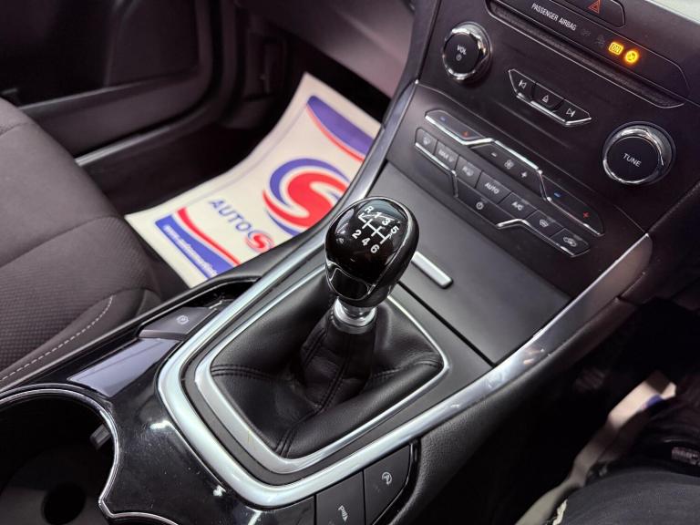 2016 Ford S-Max 1.5T EcoBoost Titanium Euro 6 (s/s) 5dr MPV Petrol Manual