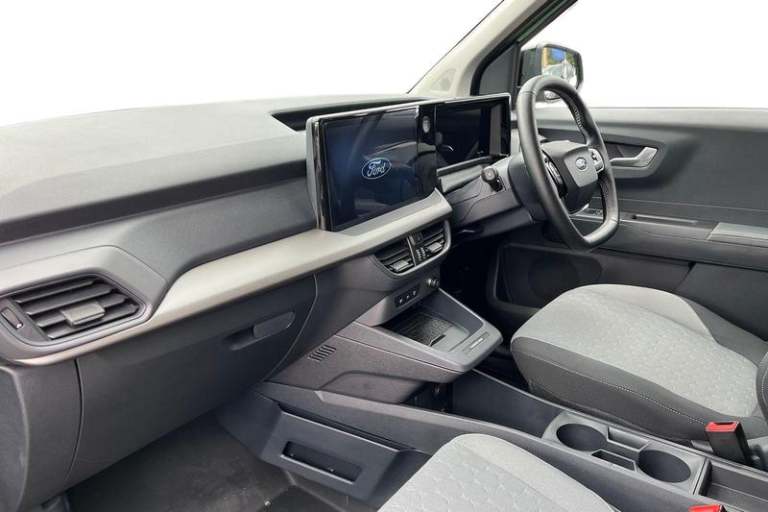 2025 Ford E-Transit Courier Limited AUTO 43kWh 136PS FWD 1 Speed Automatic Panel Van Electric Aut...