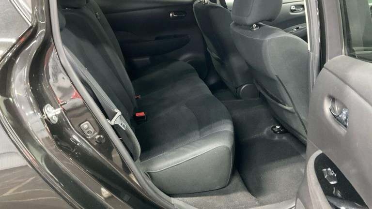  Nissan Leaf 24kWh Acenta Auto 5dr Electric Automatic