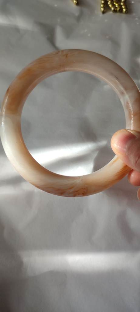 Beautiful light brown bangle 