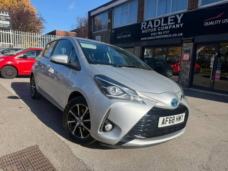 2018 Toyota Yaris 1.5 VVT-h Icon Tech Hatchback 5dr Petrol Hybrid E-CVT Euro 6 (s/s) (100 ps) Hat...