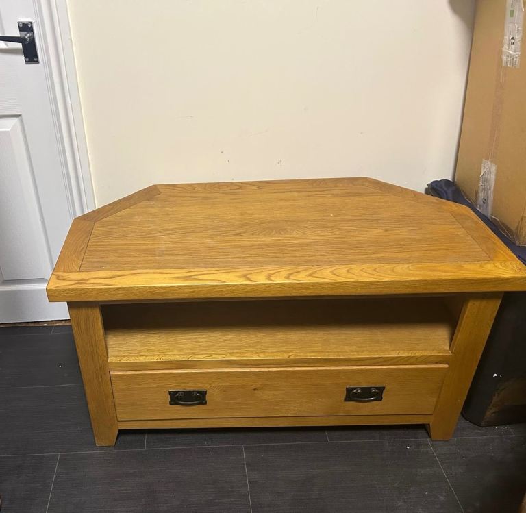 Oak TV Stand 