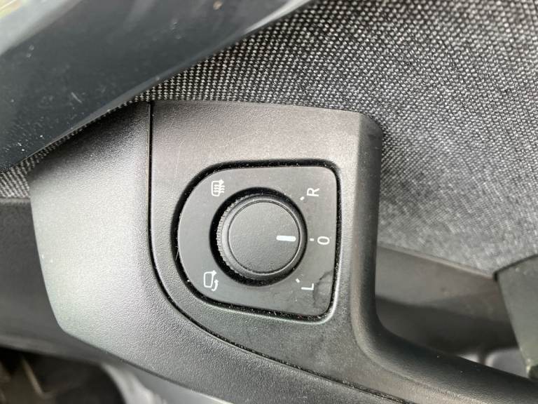 2023 SEAT Ateca 1.5 TSI EVO SE Technology 5dr DSG Estate PETROL Automatic