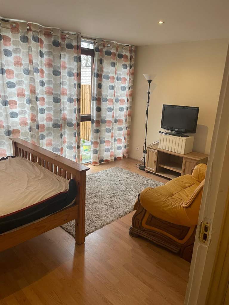 Large double room with a garden 