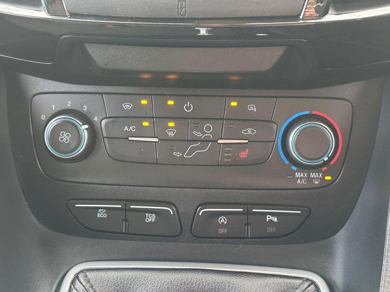 2020 Ford Transit Connect 1.5 200 EcoBlue Limited L1 Euro 6 (s/s) 5dr PANEL VAN Diesel Manual