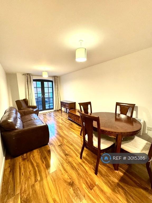 1 bedroom flat in City Wharf, Sheffield, S3 (1 bed) (#3015386)