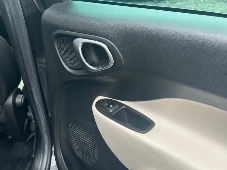 FIAT 500L 1.4 500l Trekking 1.4 95hp Trekking 2015