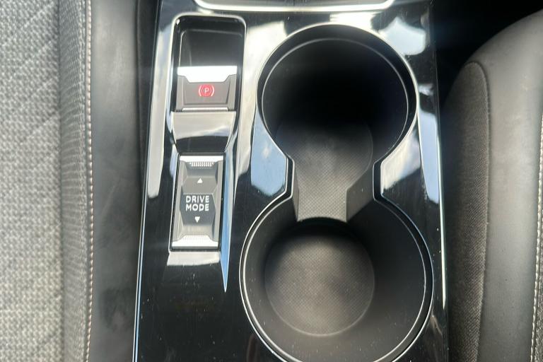  Peugeot 208 1.2 Puretech Allure Hatchback 5dr Petrol Manual Euro 6 s/s 100 Ps