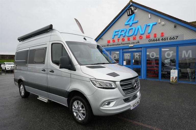 Hymer Grand Canyon S MERCEDES 3500 KG 4 BERTH 4 TRAVEL SEAT MOTORHOME
