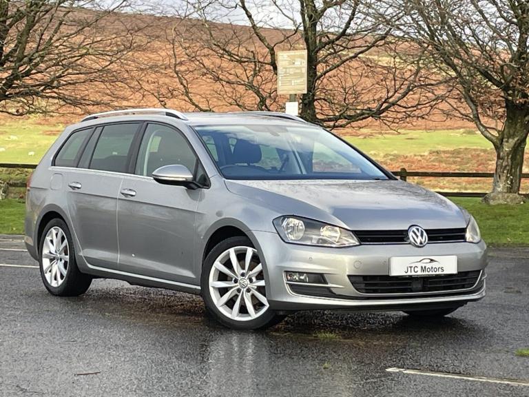 VOLKSWAGEN GOLF 2.0 TDI GT Estate Auto, diesel, silver + Â