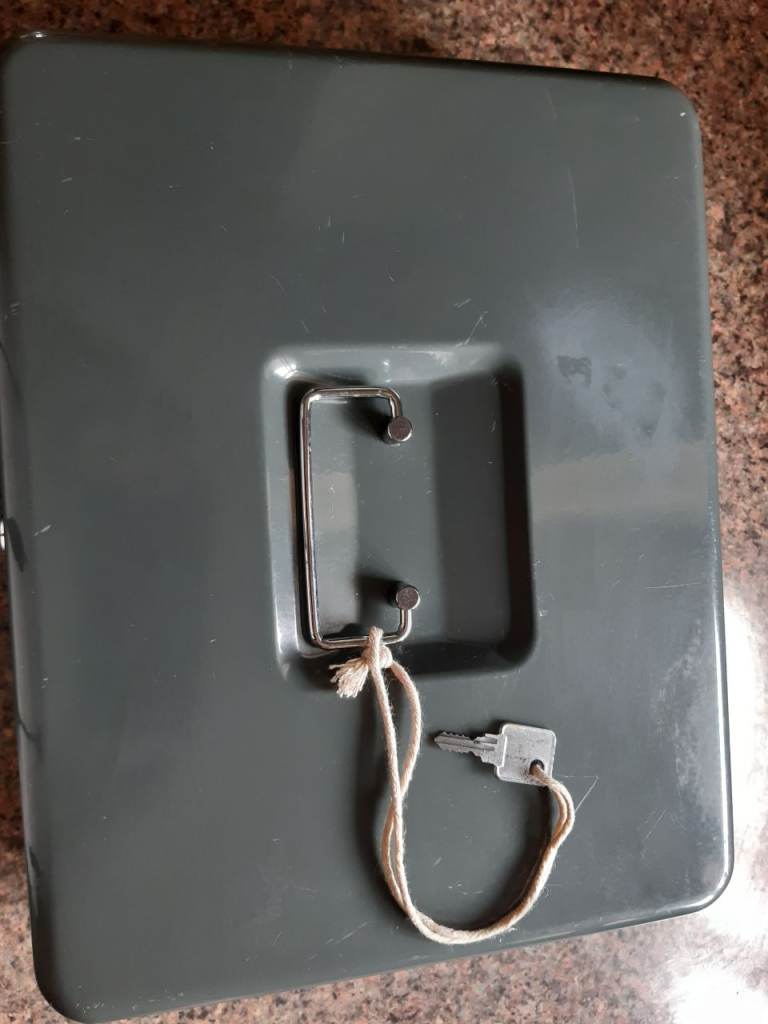 Ordex locking cash / secure box