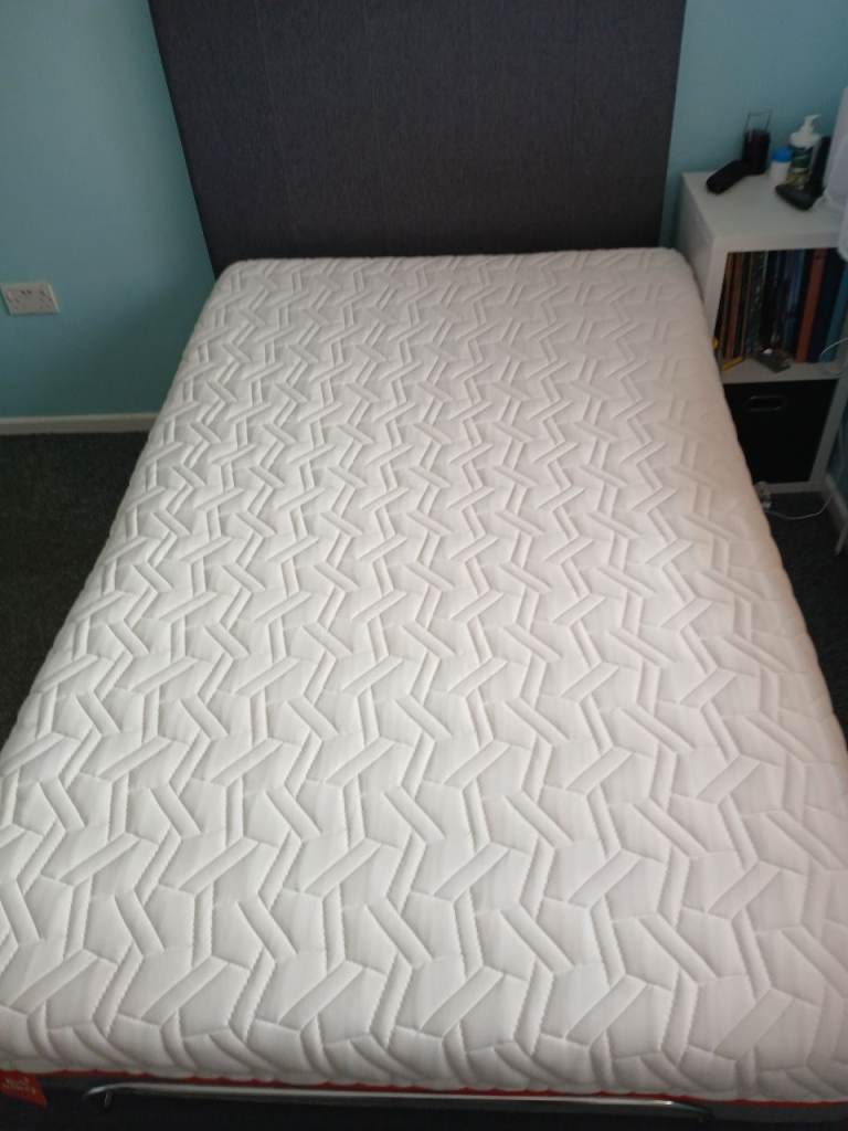 4' (small double) memory foam mattress