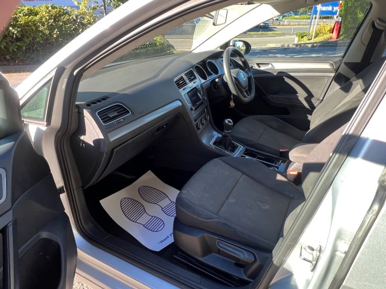 Volkswagen Golf 1.6Tdi diesel 6 speed manual £20 road tax long mot 2 keys HPI clear 