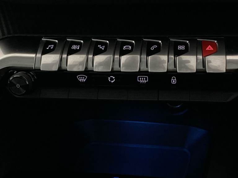 2020 Peugeot 5008 1.2 PureTech Active 5dr Crossover/SUV PETROL Manual