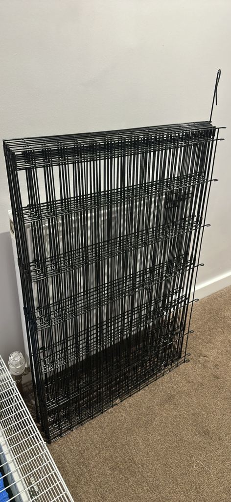 Large Dog Pen with Gate