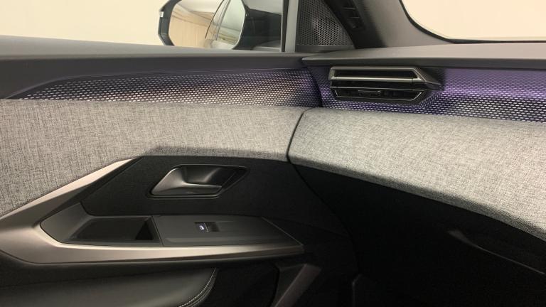 2025 Peugeot 3008 1.2 Hybrid 136 GT 5dr e-DSC6 HATCHBACK PETROL Automatic