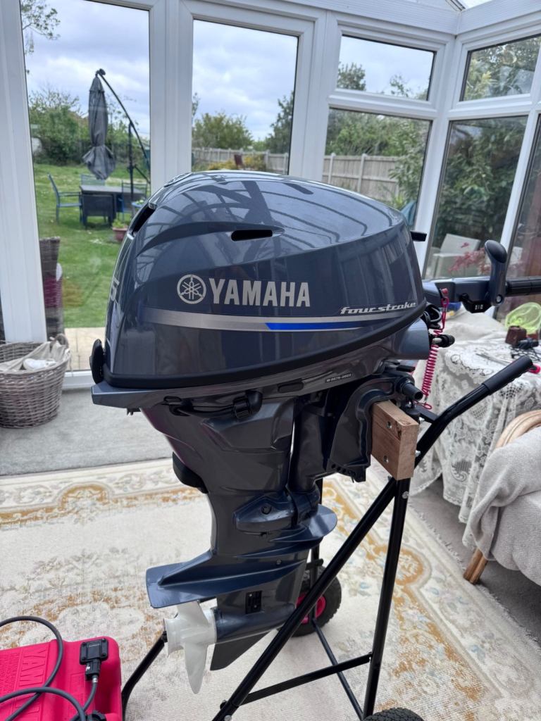 Yamaha 25 Four Stroke Long Shaft Outboard Engine