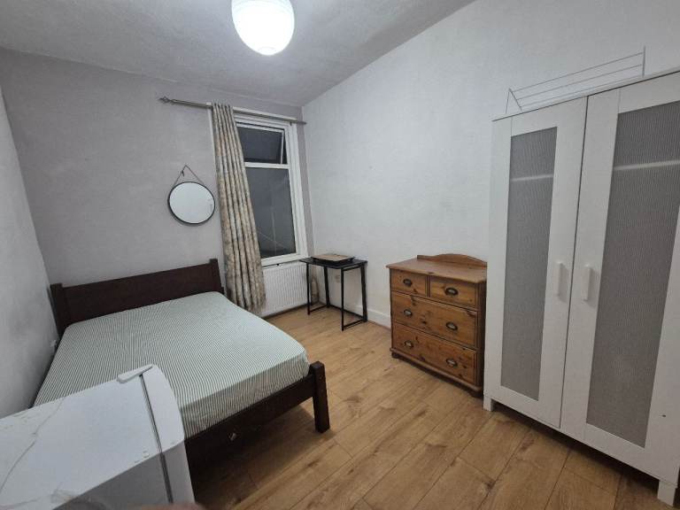 Room for rent