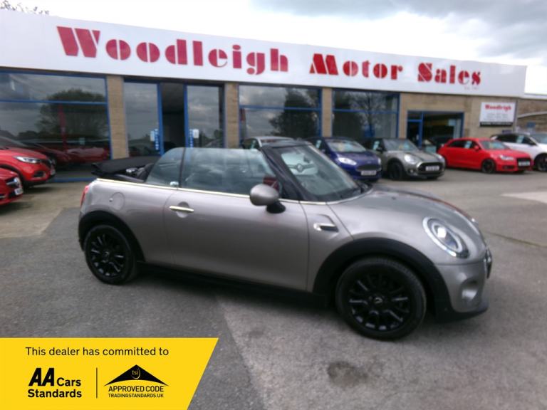 2019 MINI Convertible 1.5 Cooper Classic 2dr Petrol Manual Euro 6 (s/s) (136 ps) Convertible Petr...