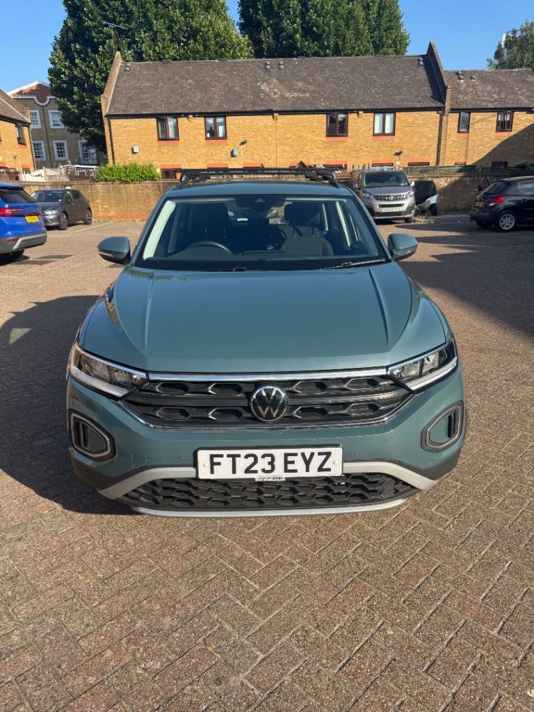 Volkswagen, T-ROC, Hatchback, 2023, Manual, 1498 (cc), 5 doors