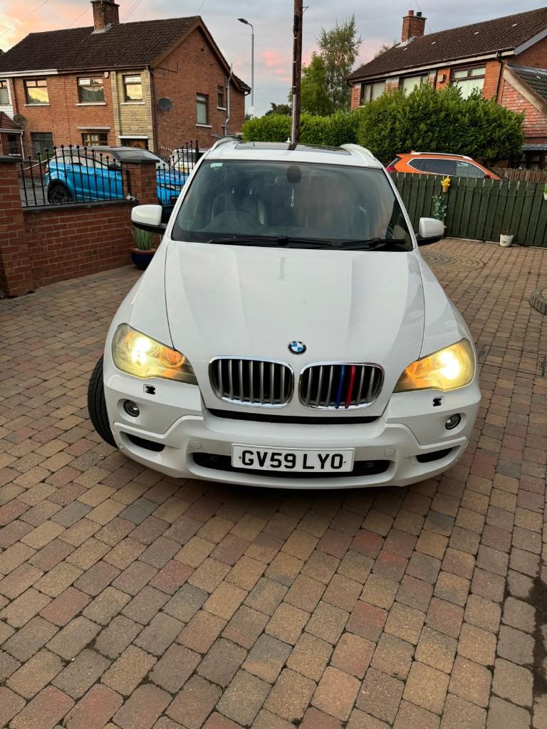 BMW, X5M50D 5 door, 7 seater: new 1 year MOT