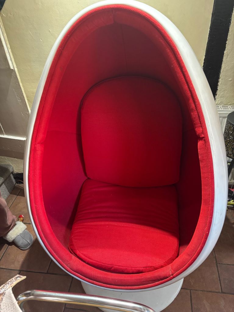 White & Red Swivel Egg Chair
