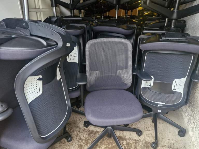 Ergonomic mesh task office chair steelcase and herman miller brands Orangebox do (400 available)