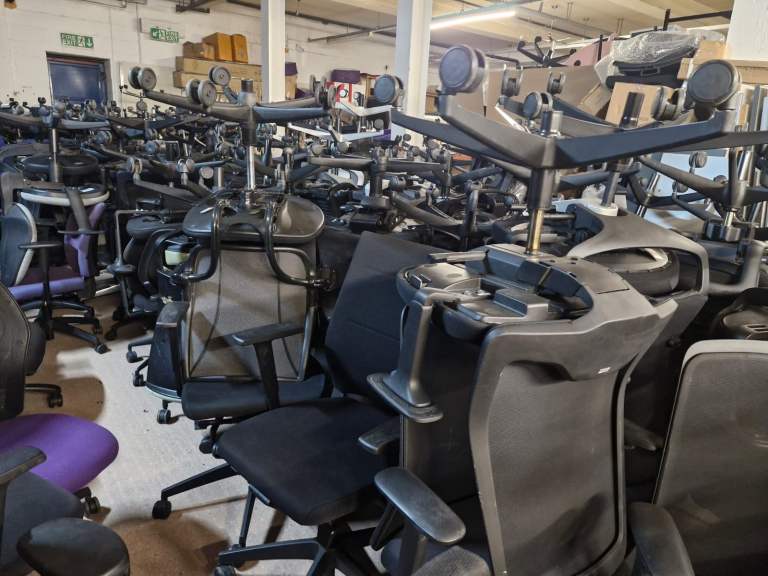 Aladin cave of office furniture and ergonomic office chairs (1000 available)