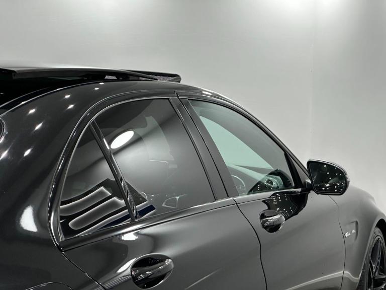 2016 Mercedes-Benz C Class 4.0 C63 V8 BiTurbo AMG (Premium) SpdS MCT Euro 6 (s/s) 4dr SALOON Petr...