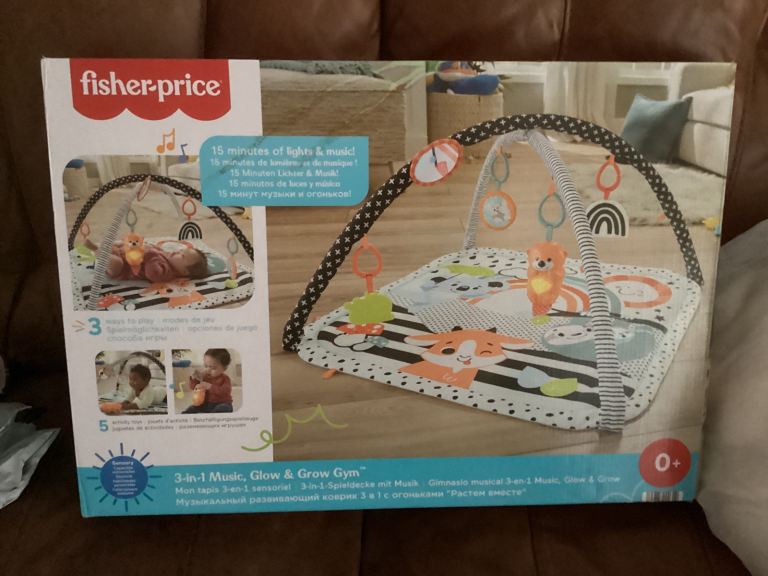 Fisher Price 3 in 1 Music Glow & Grow Gym