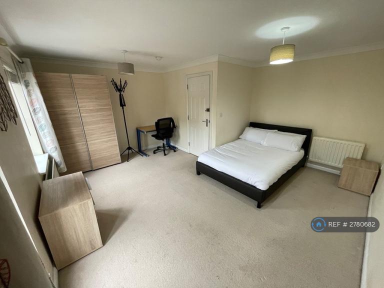1 bedroom in Cheviot Way, Stevenage, SG1 (#2780682)