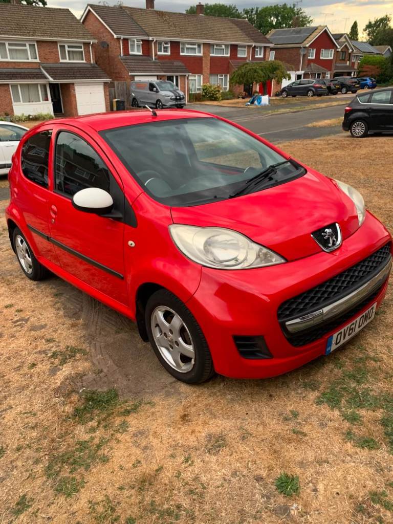 Peugeot, 107, Hatchback, 2011, Manual, 998 (cc), 5 doors
