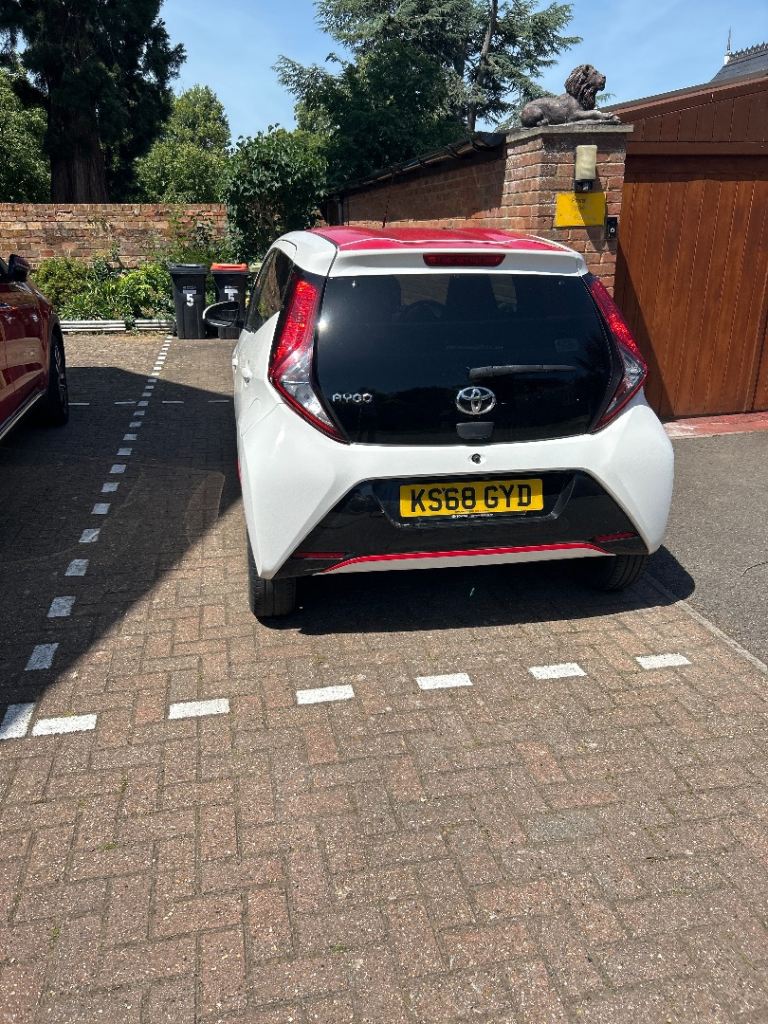 Toyota, AYGO, Hatchback, 2018, Semi-Auto, 998 (cc), 5 doors